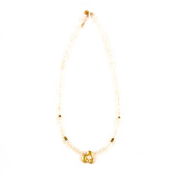 Εικόνα της PEARLS WITH FLOWER